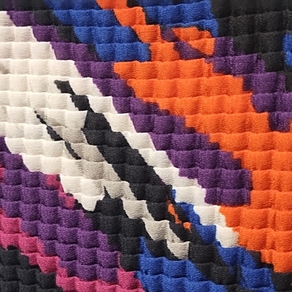 Y2K Colorful Abstract Bubble Waffle Stretchy Textured Shell Tank Top - Picture 8 of 9